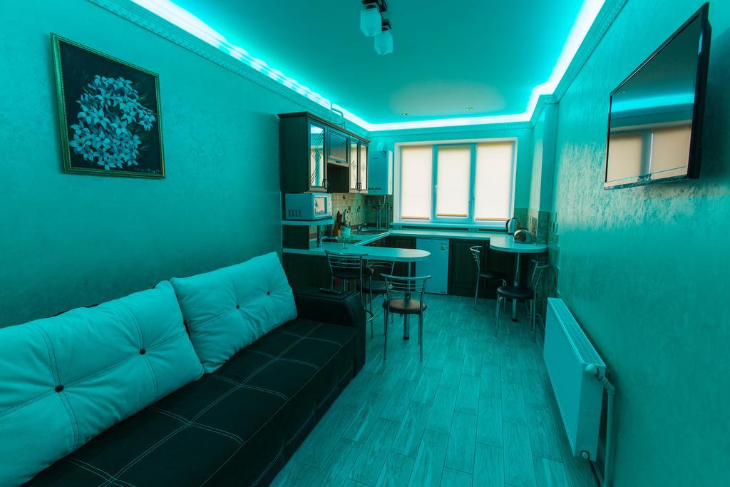 Modern Apartment On Akademika Sakharova 27A Iwano-Frankiwsk Exterior foto